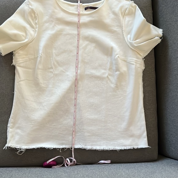 Harvey Faircloth White Distressed Top - Picture 8 of 13